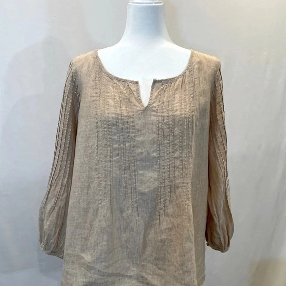 Talbot Linen Top Blouse Beige Size M Pleated Long Sleeve Pullover V Neck - Picture 1 of 4